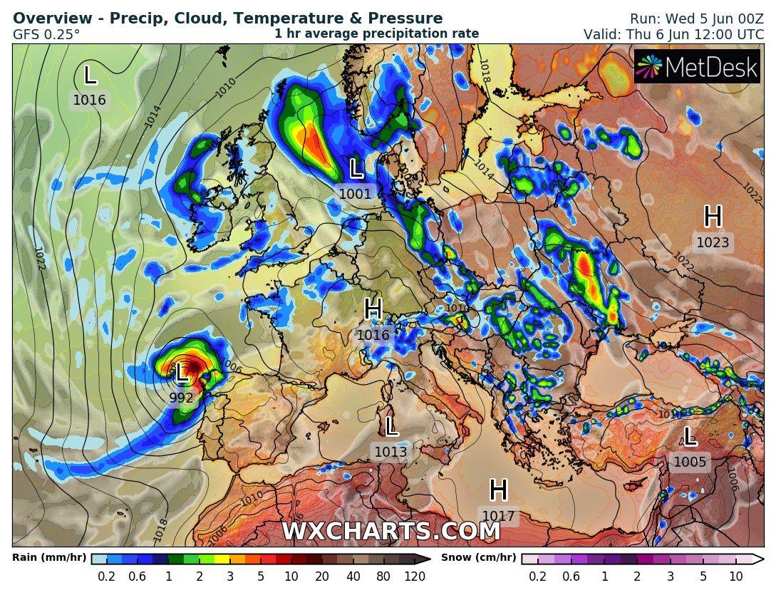 В Украине завтра пройдут дожди с грозами