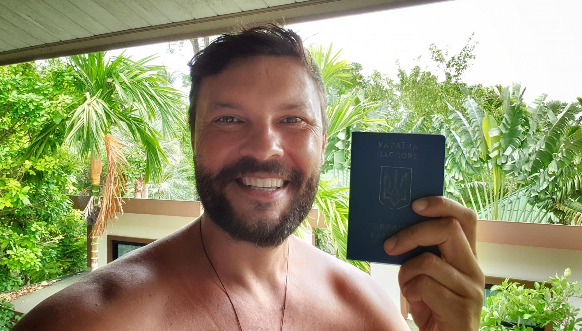 Шьют шпионаж: известного украинского блогера арестовали в Иране