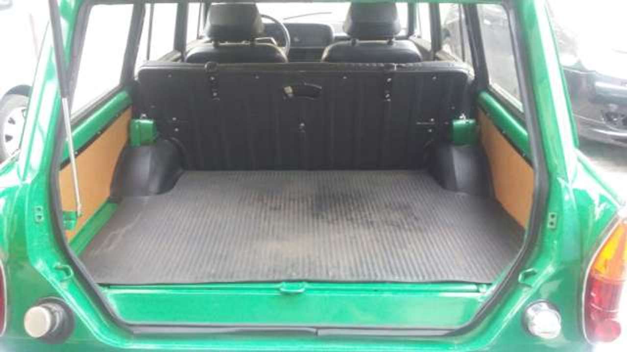 Стоит, как новая иномарка: в Италии выставили на продажу 42-летний "Москвич"