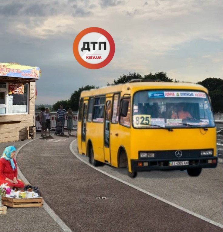 Скоро метро пустят: по стеклянному мосту в Киеве ездят грузовики (видео)