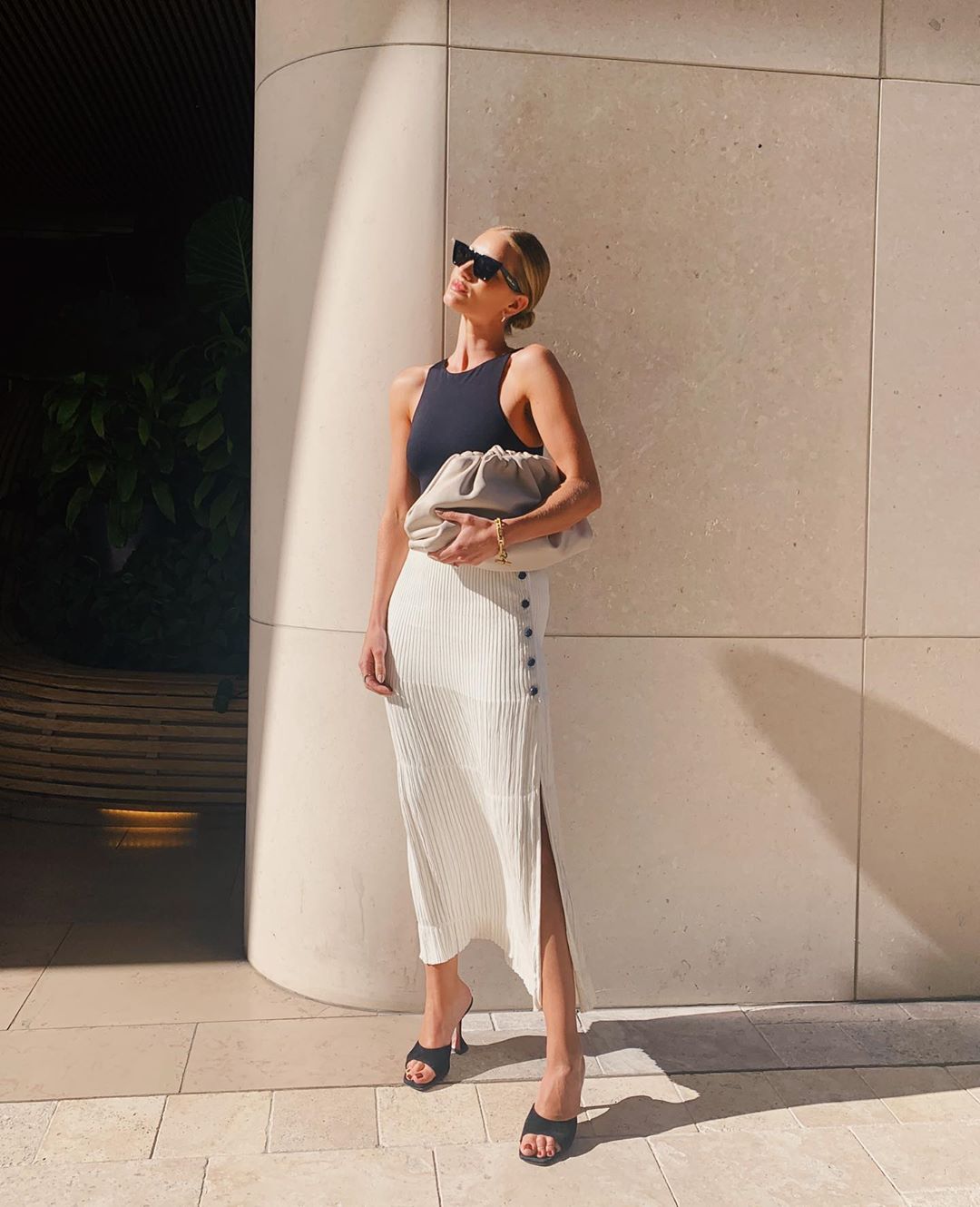 Ты – мой мир! Роузи Хантингтон-Уайтли порадовала редким фото с 2-летним сыном