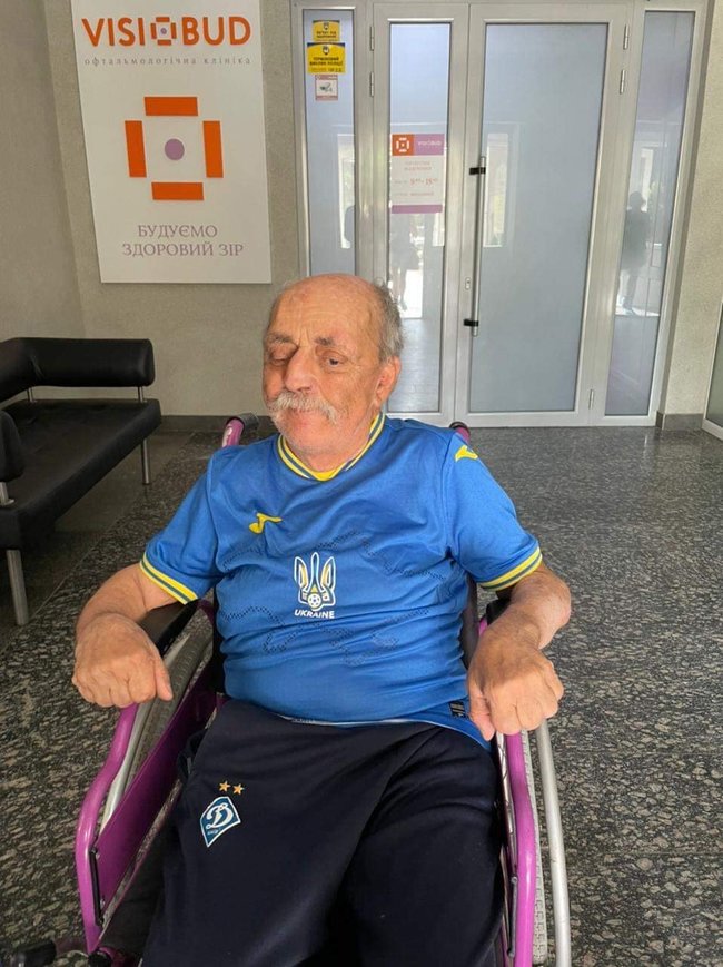 Жизнь легендарного болельщика Парамона в опасности: врачи начали обследование