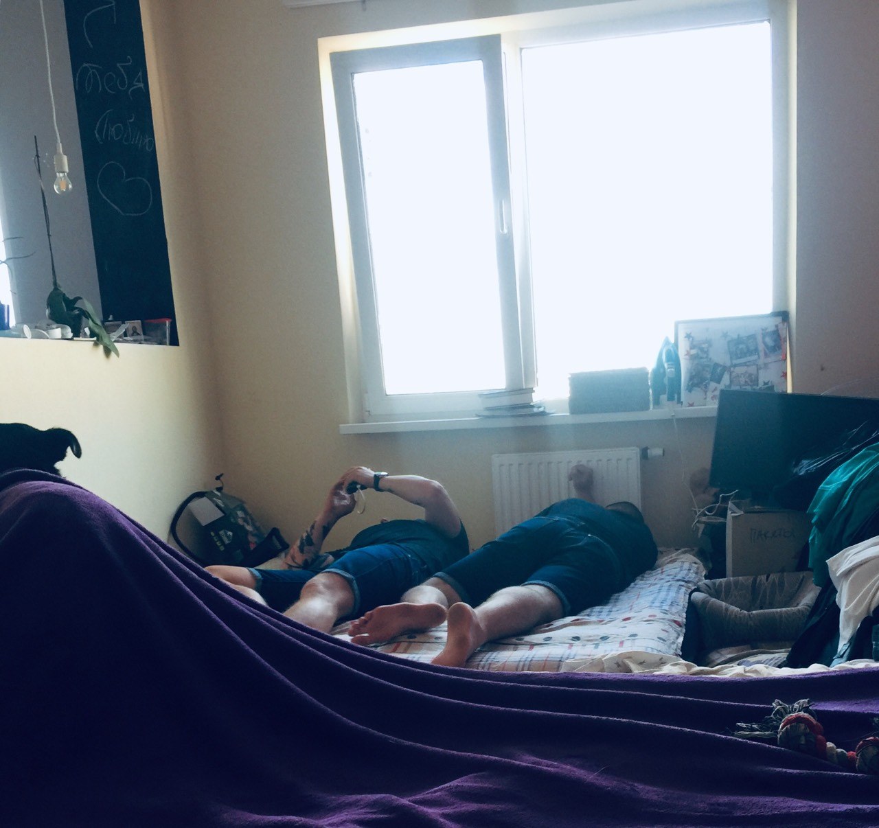 В Киеве молодую семью бандиты выбросили из квартиры: полиция разводит руками