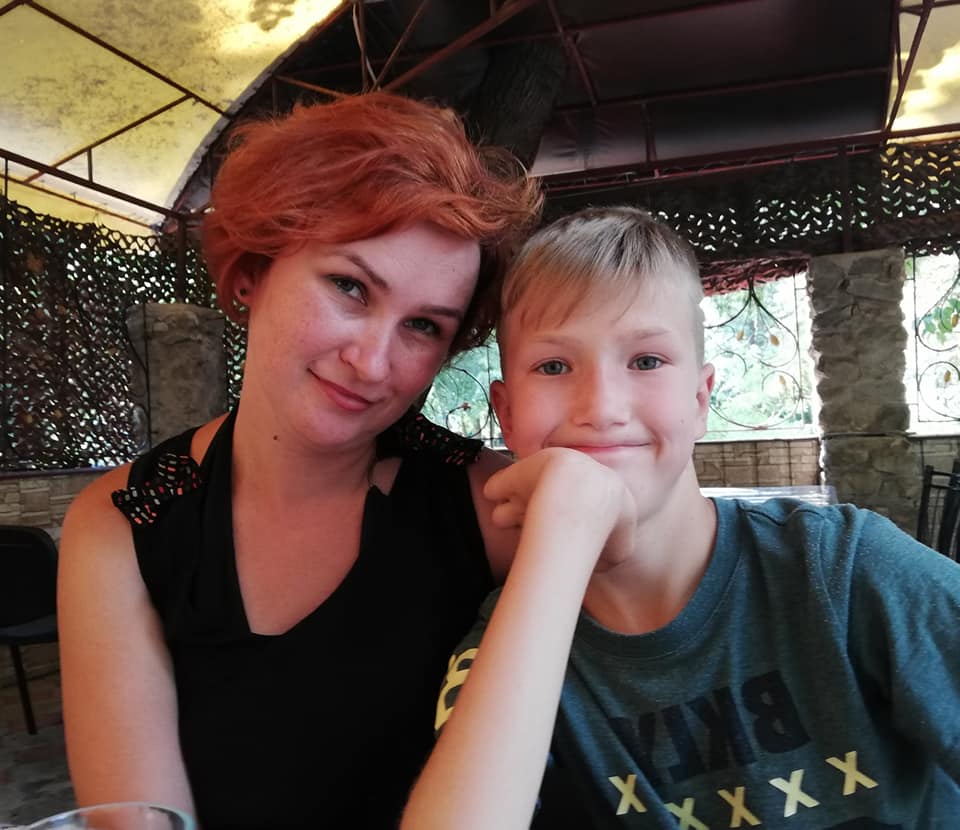 Вдова погибшего воина АТО нуждается в срочной операции: помогите спасти маму двоих деток