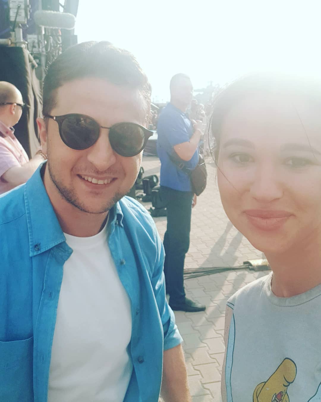 Зеленский в черных очках пришел на "Лигу смеха": появились фото