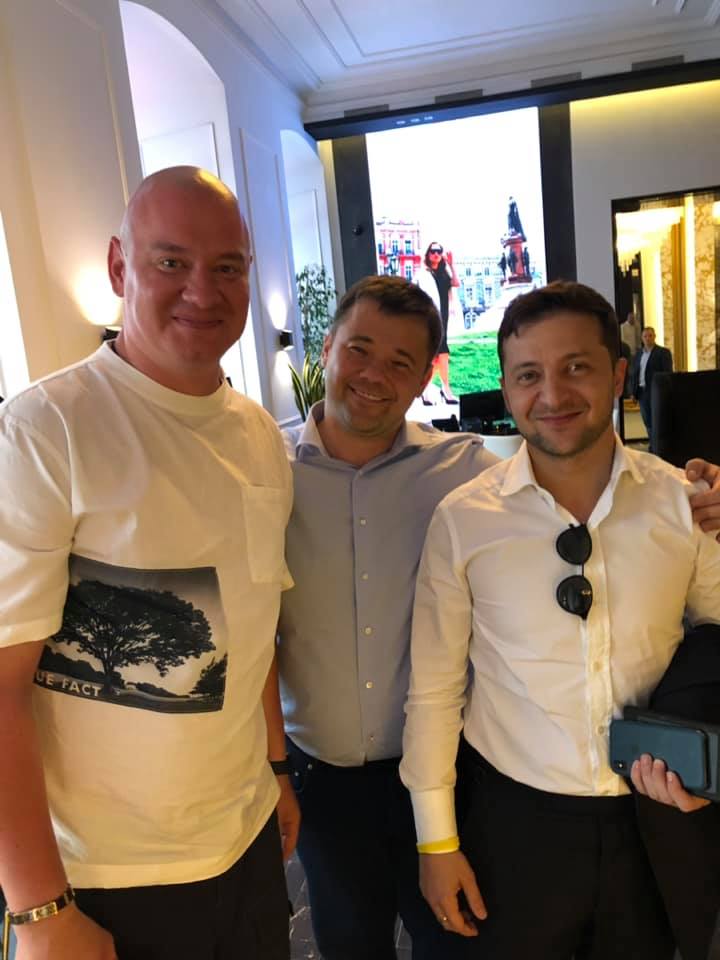 Президент и премьер-министр: Богдан взорвал сеть провокационным фото