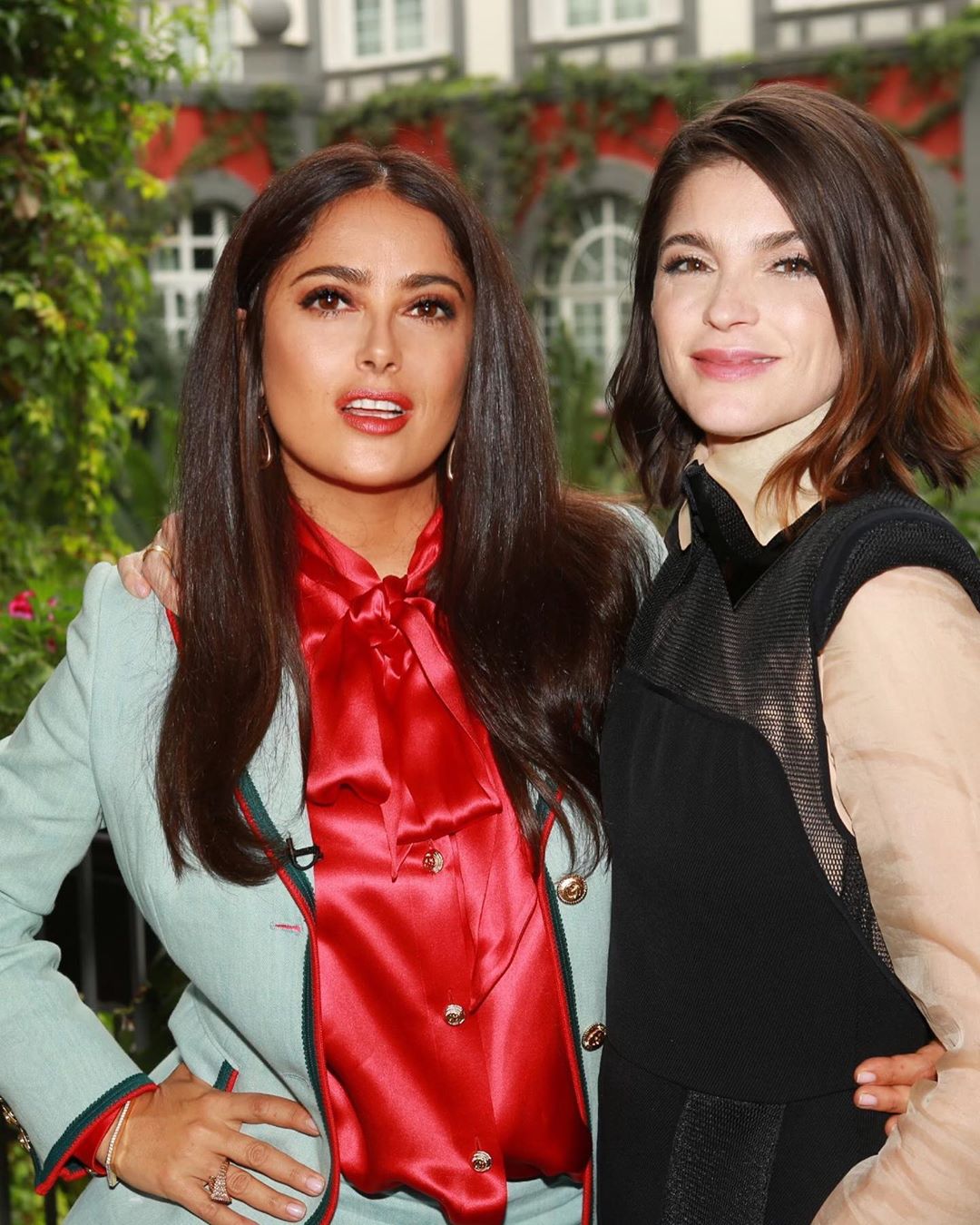 Не насмотреться! 53-летняя Сальма Хайек поразила молодостью и стройностью