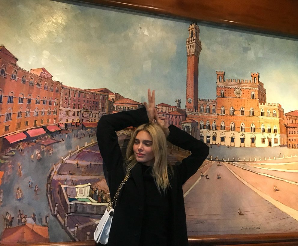 Кейт Міддлтон, Белла Хадід, Кендалл Дженнер і інші знаменитості, які приміряли головний hair-тренд осені