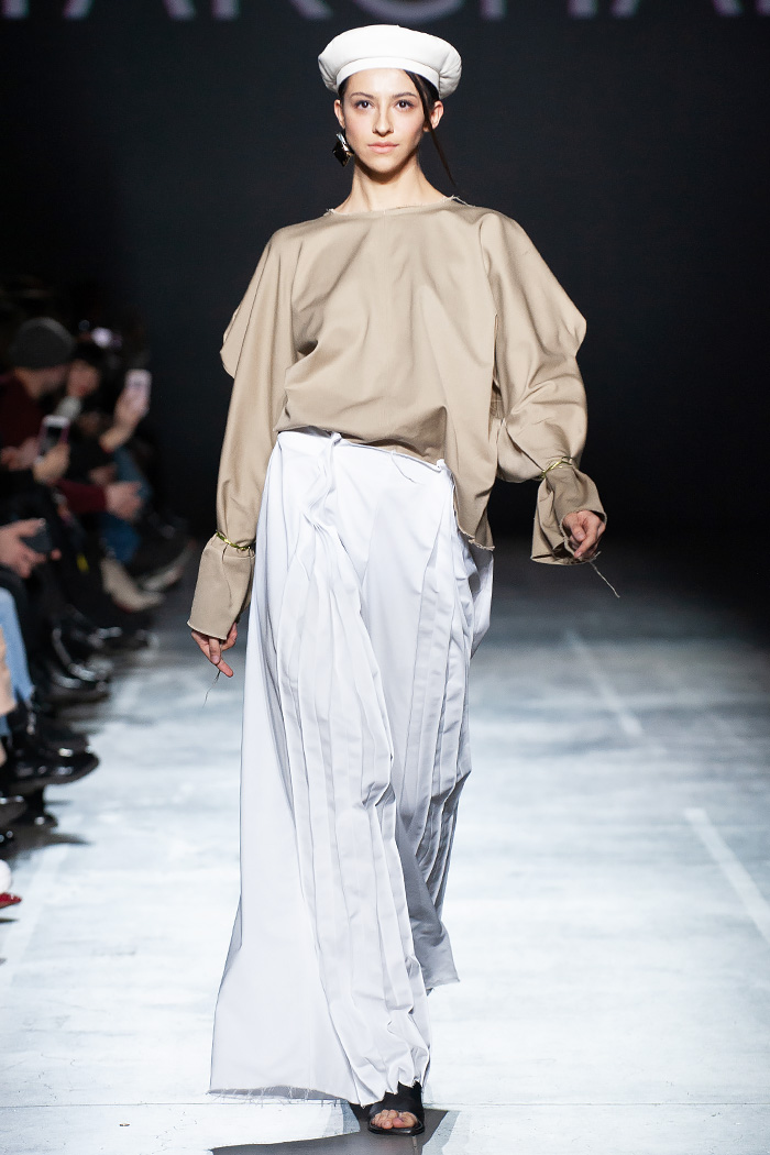 Збрив бороду і став 3D-моделлю: як учасники "Топ-моделі по-українськи" UFW підкорювали