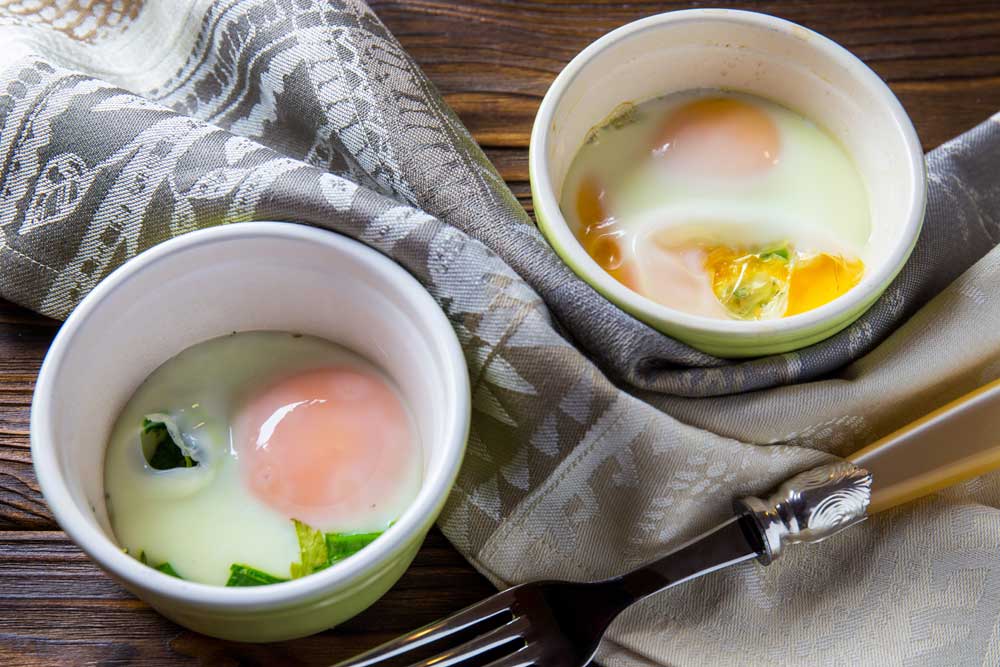 Топ-7 варіантів швидких страв з яєць на сніданок