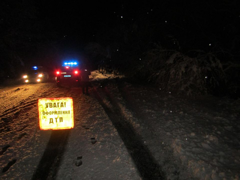 В Луганской области перевернулся пассажирский автобус, есть пострадавшие