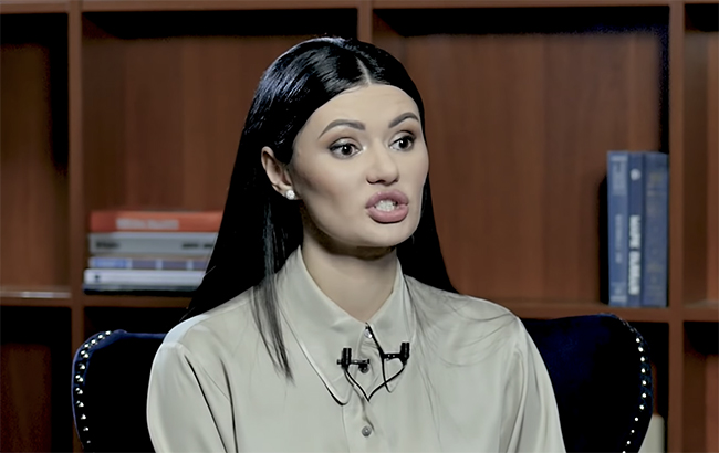 Известная телеведущая сделала неоднозначное заявление о русском языке: нас заставили