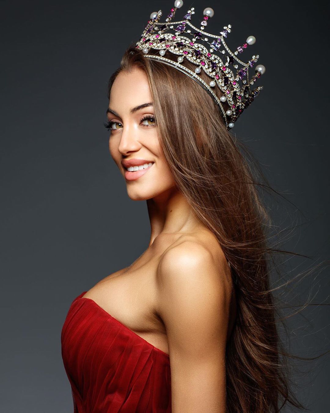 Мисс Украина 2019 громко оскандалилась из-за украинского языка