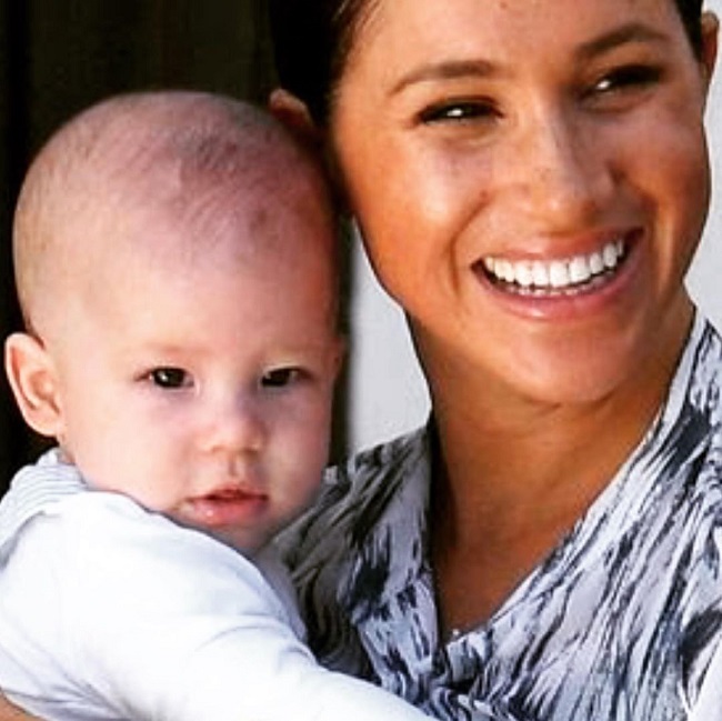 Меган Маркл випадково порушила королівську заборону: вийшло мило (відео)