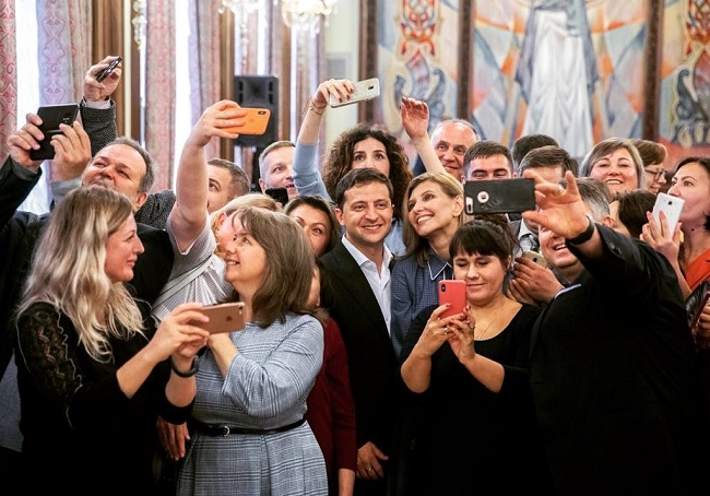 Елена Зеленская чувственно поблагодарила украинцев (фото)