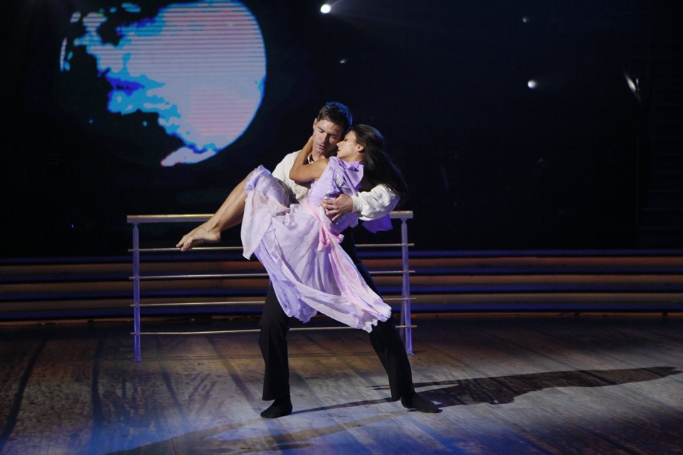 Танцы со звездами 2019: кто покинул шоу в 6 выпуске (фото, видео)