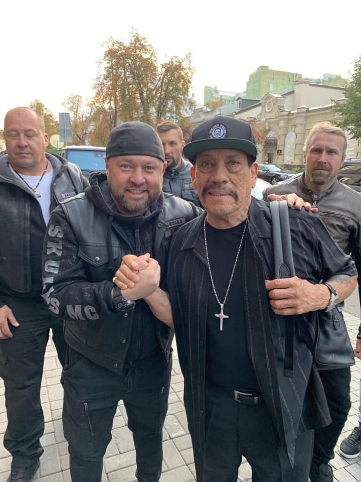 Зірка "95 Кварталу" похвалився фото з "голлівудським лиходієм"