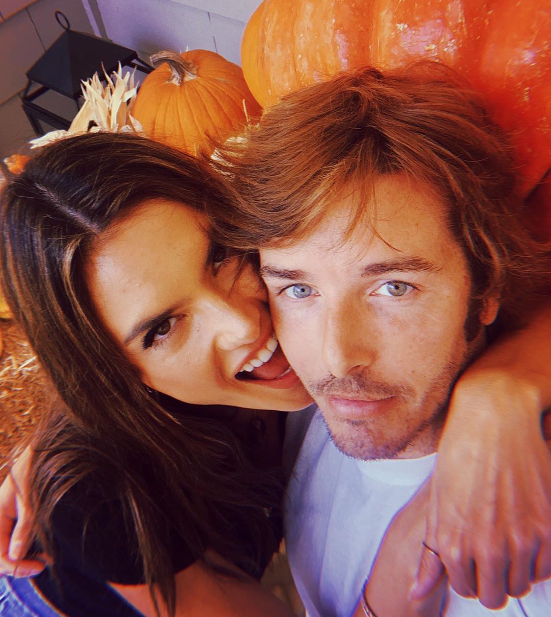 Ідеальна пара: Алессандра Амбросіо показала рідкісні романтичні кадри з коханим