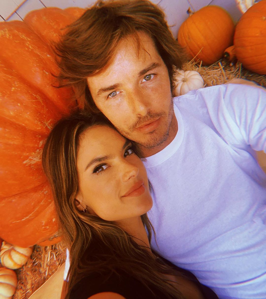 Ідеальна пара: Алессандра Амбросіо показала рідкісні романтичні кадри з коханим