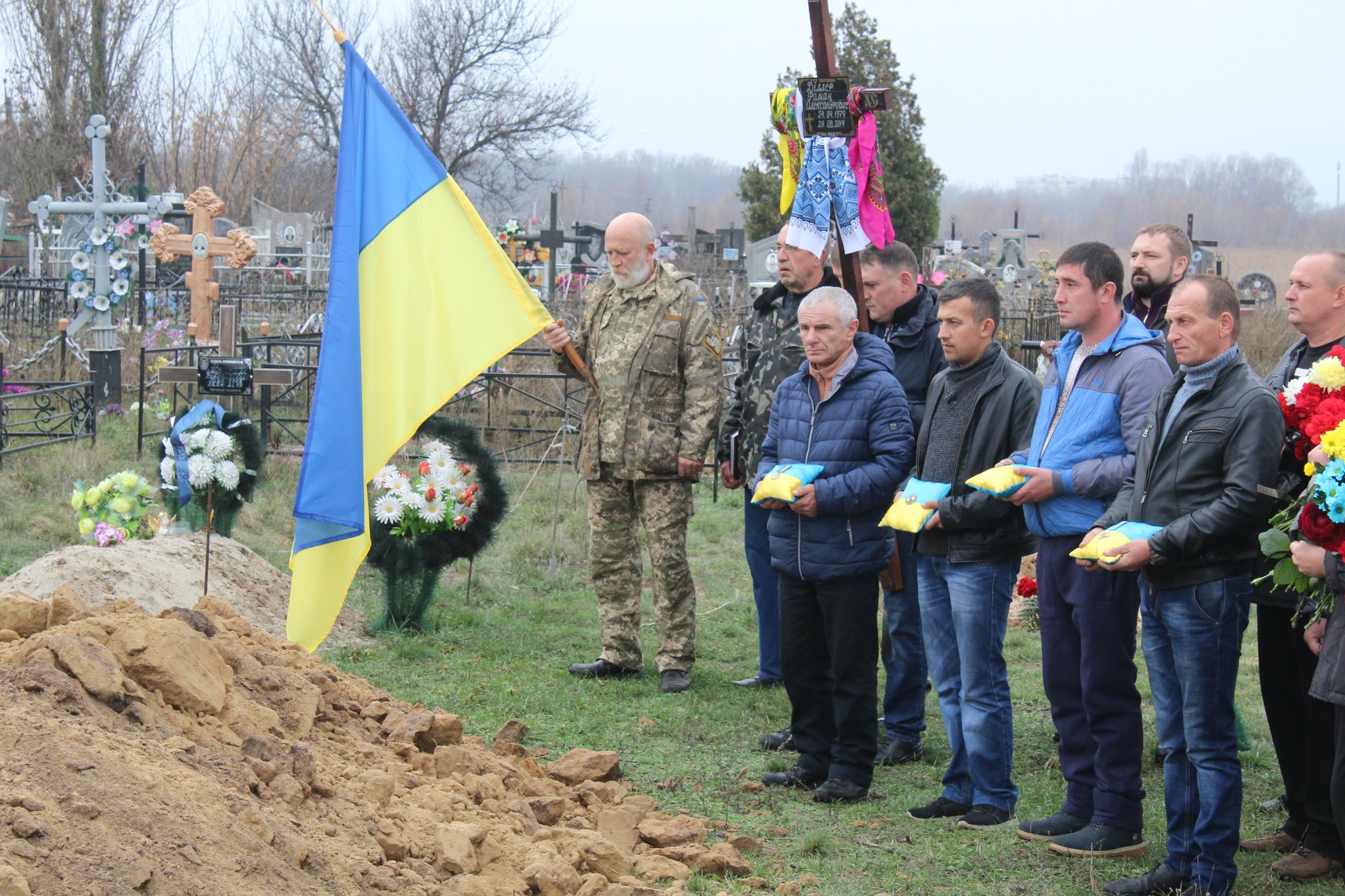 Считали пропавшим: под Полтавой перезахоронили погибшего бойца в Иловайском котле