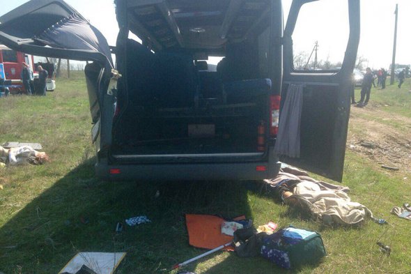 Аварія електрички з автобусом у Криму: зросла кількість постраждалих