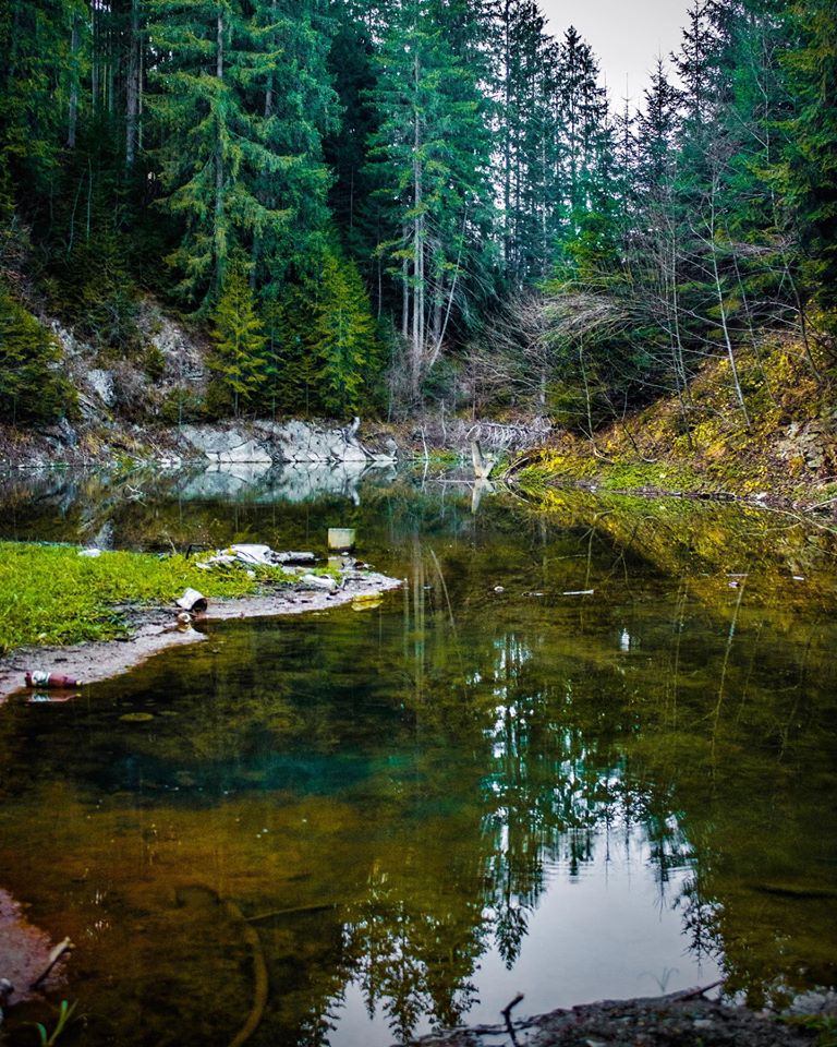 В Карпатах из-за непогоды исчезло красивое изумрудное озеро: его очень любили туристы