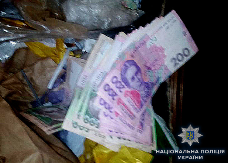 Поліція провела рейд проти хабарників у кількох областях України