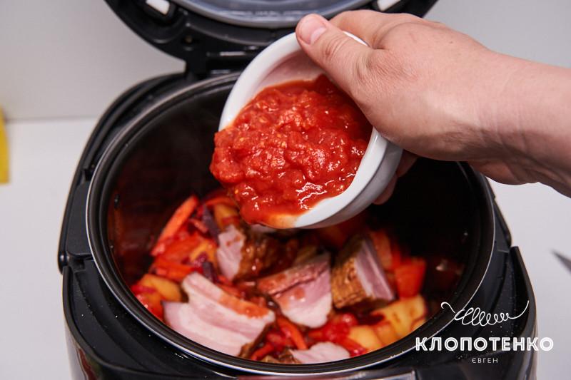 Смачно, як у мами: Клопотенко розкрив секрет приготування борщу в мультиварці