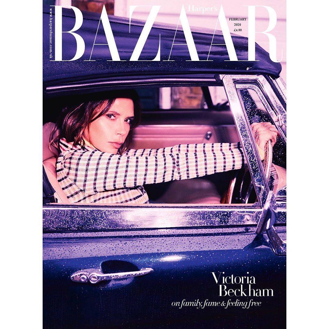 Время не властно: Виктория Бекхэм показала идеальную фигуру в съемке для известного глянца