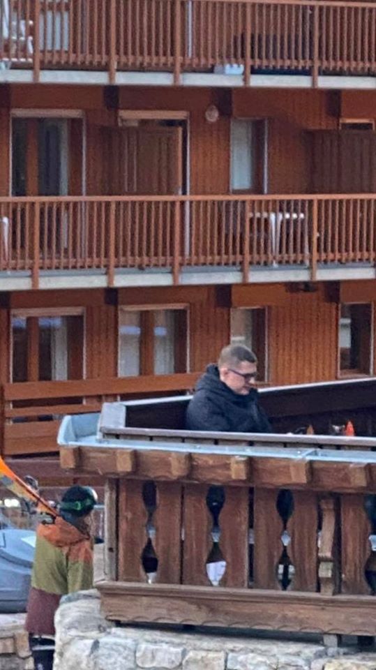 Главу СБУ Баканова заметили на отдыхе в Куршевеле: в сеть попали фото