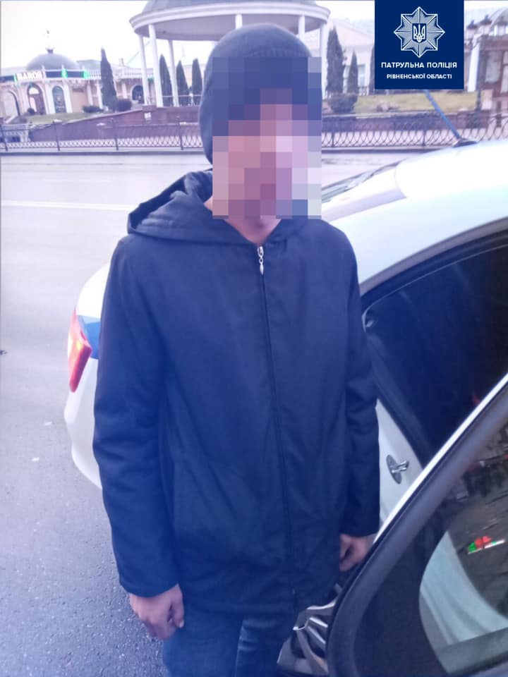 В Ровно подросток угнал маршрутку с пассажирами и подзаработал на билетах