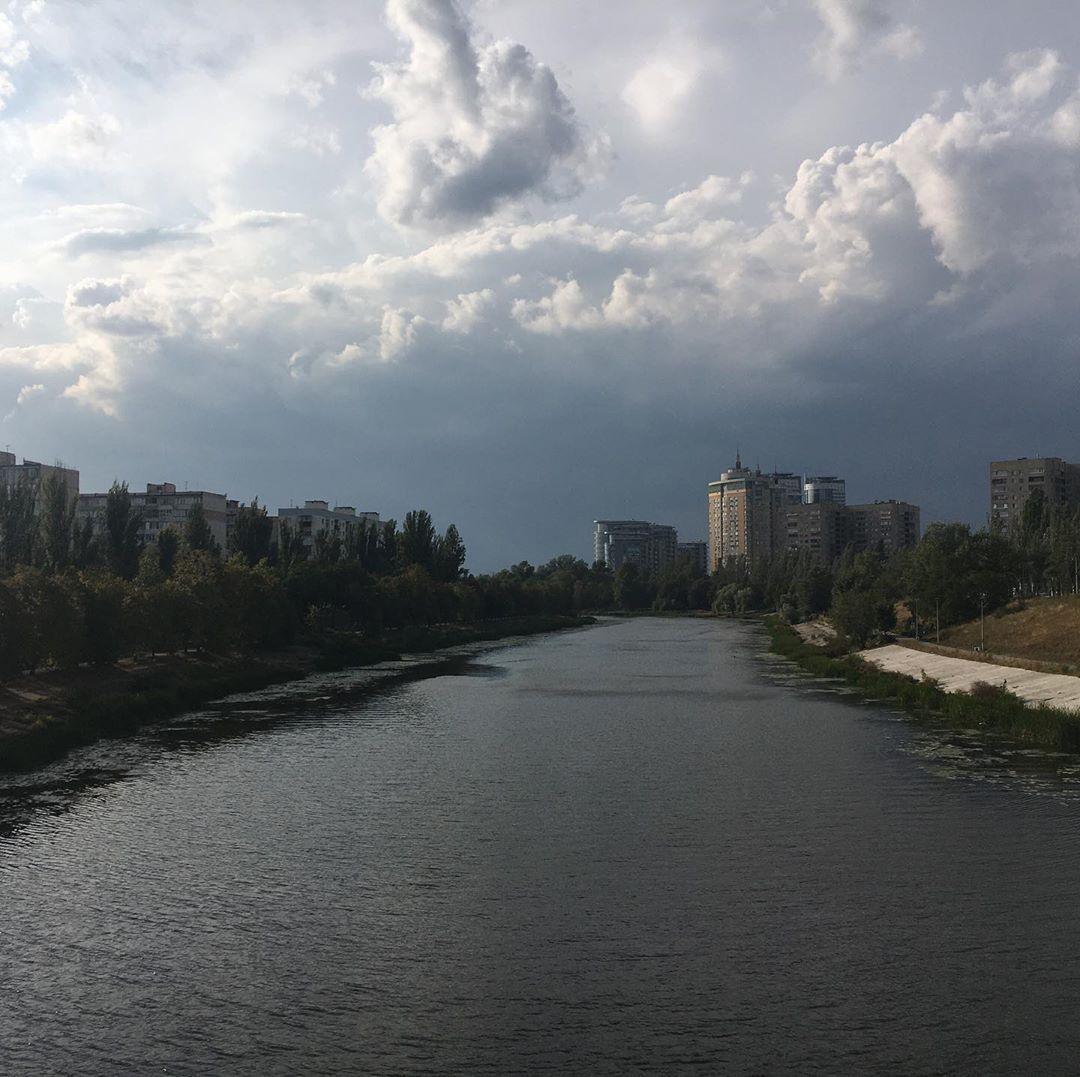 Киев накрыла мощная буря и залило ливнями: фото и видео грозовой стихии