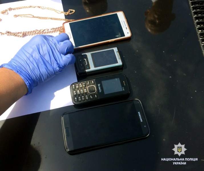 В Одесской области полиция задержала преступников, которые ограбили ювелирный магазин