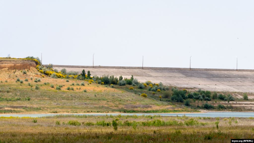 Когда-то была вода: появились пугающие фото экологической катастрофы в Крыму