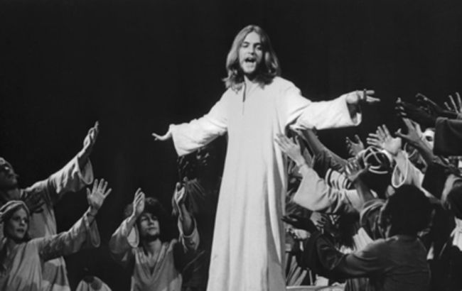 Помер актор, який зіграв головну роль в мюзиклі "Ісус Христос – суперзірка" (фото)