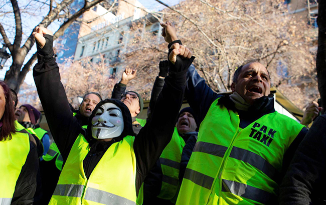 В Испании продолжаются массовые забастовки против Uber