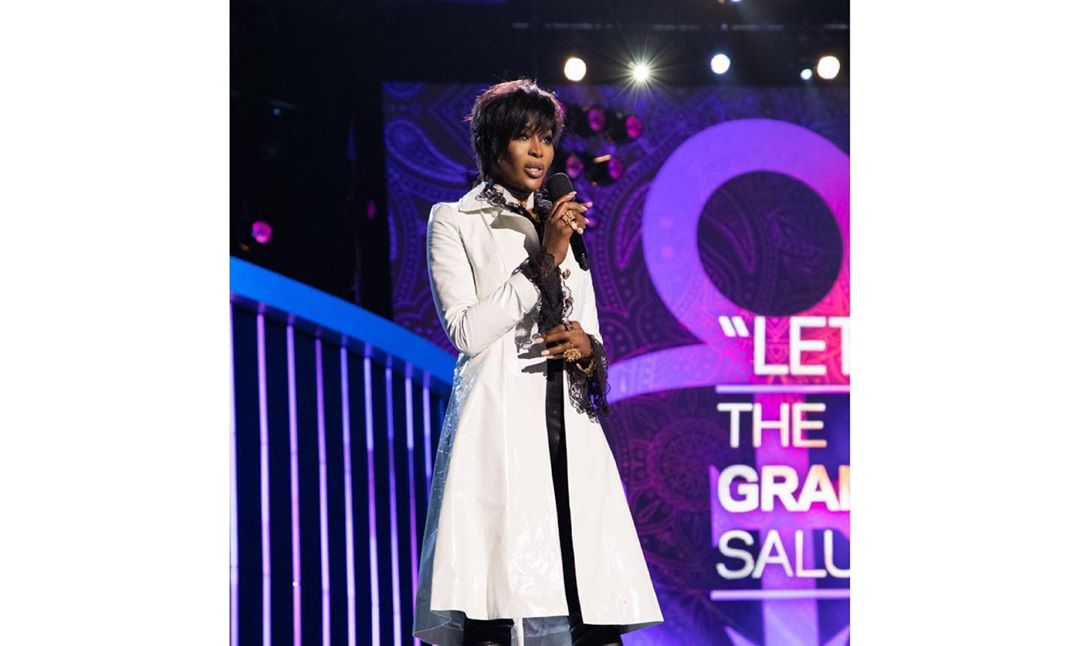 У шкіряному комбінезоні і на шпильках: 49-річна Наомі Кемпбелл захопила ідеальною фігурою в стильному образі