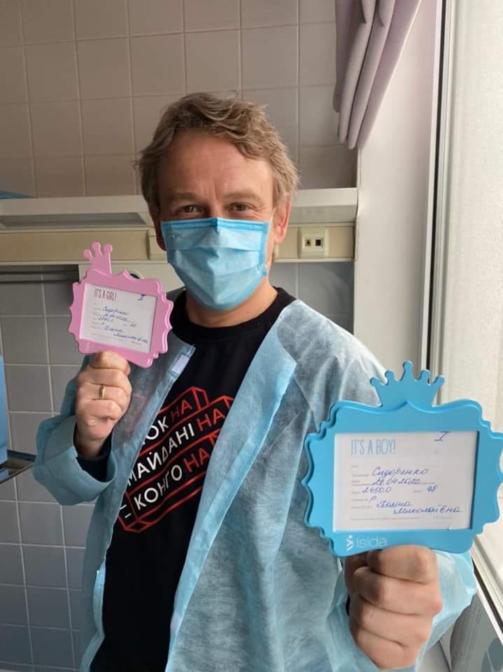 У Фоззи из ТНМК родилась двойня: фото из роддома