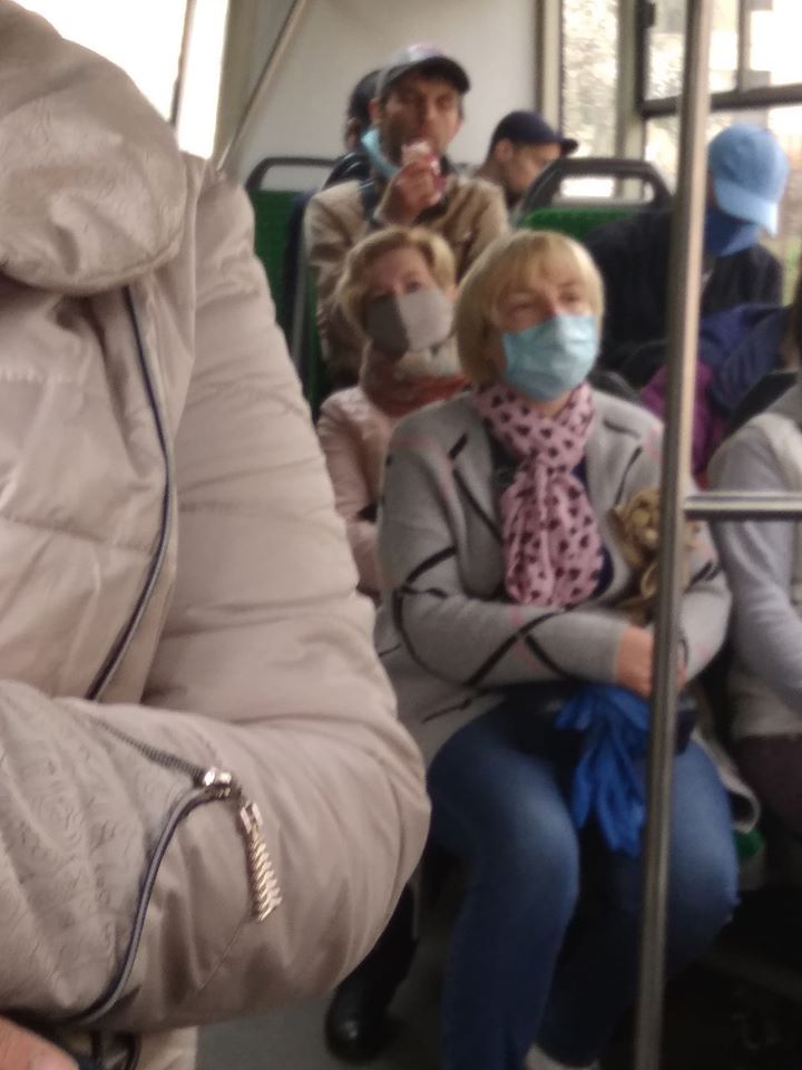 У Львові люди жорстко ігнорують карантин: опубліковано фото