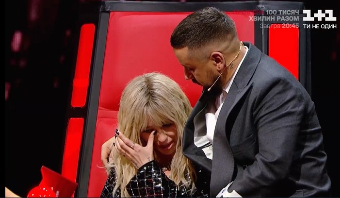 Я знаю, що так не можна: Надя Дорофєєва на "Голосі країни" розплакалася в прямому ефірі