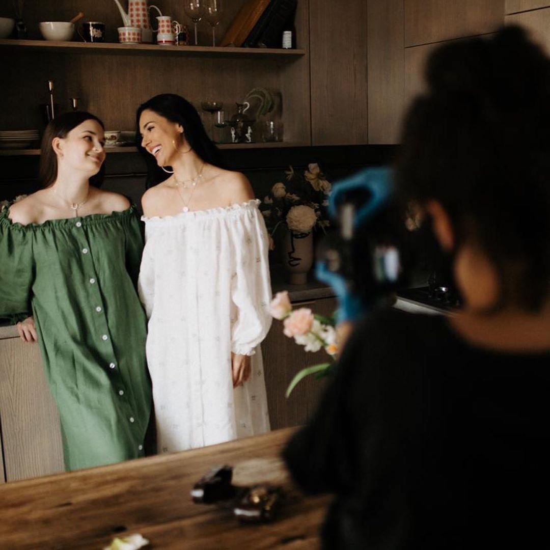 Маша Ефросинина умилила кадрами с детьми и рассказала, почему никогда не была идеальной мамой