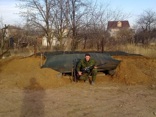 Война на Донбассе продолжается: боевики прикрываются мирным населением (фото)