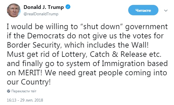 Трамп погрожує заблокувати роботу уряду США
