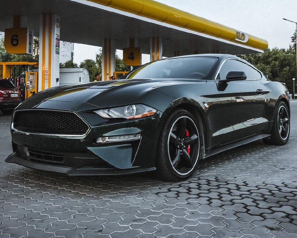 В Киеве заметили эксклюзивное авто, выпущенное в память о знаменитом фильме: фото