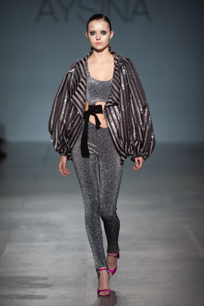 Равновесие над сумасшествием: AYSINA представила провокационную коллекцию FW19-20