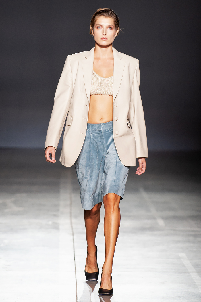 Хиппи VS Бизнес-леди: 14 модных трендов весны 2020 от украинских дизайнеров