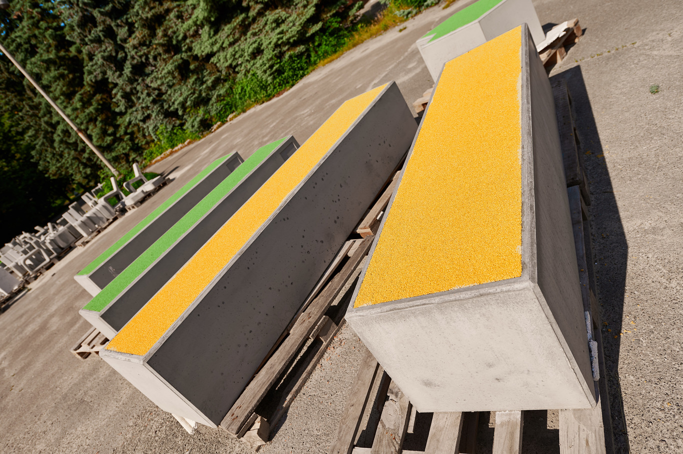 Дайджест новостей от ВДНГ: арт-переход и новые скамейки