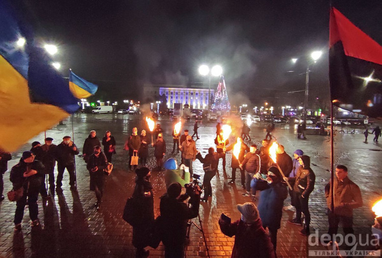 В городах Украины ярко и необычно отметили день рождения Бандеры: как это было