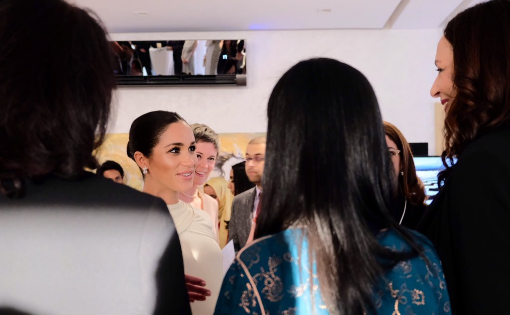 Справжня принцеса: Меган Маркл в Марокко блищала в розкішній сукні Dior