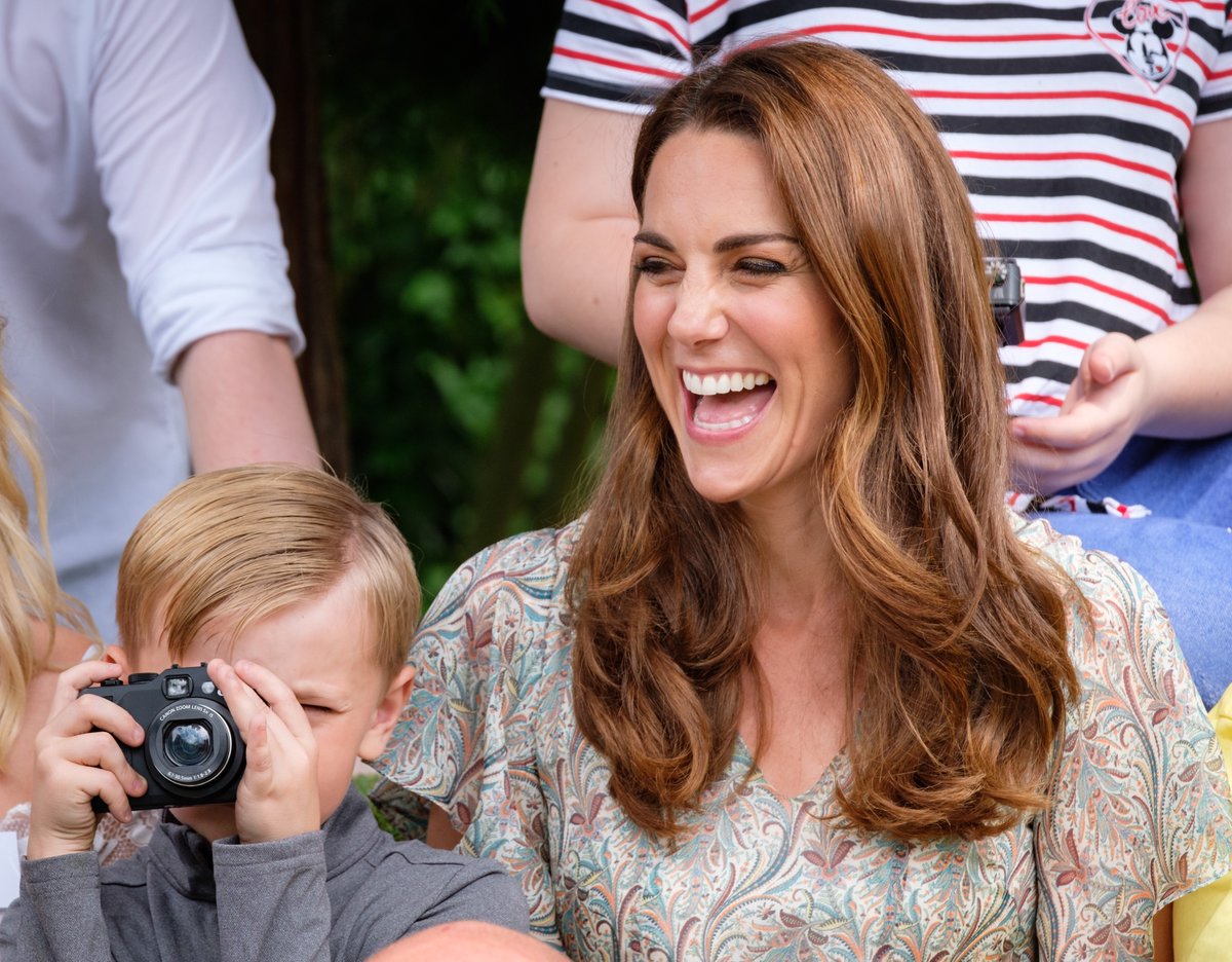 Варто повторити! Кейт Міддлтон зачарувала мережу бездоганним літнім вбранням і стрункістю